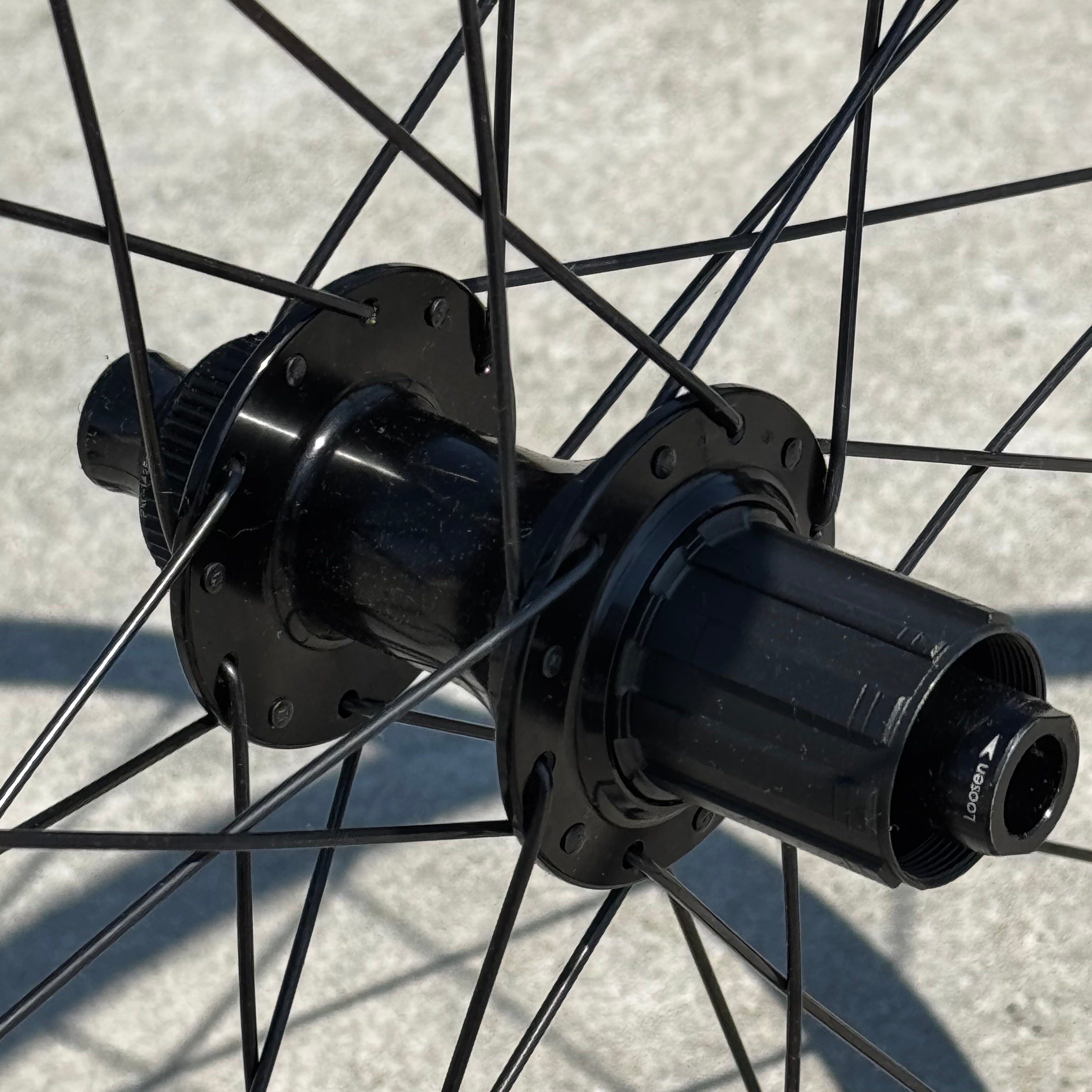Raving R470 DTSwiss R470 Wheels - First Assembly