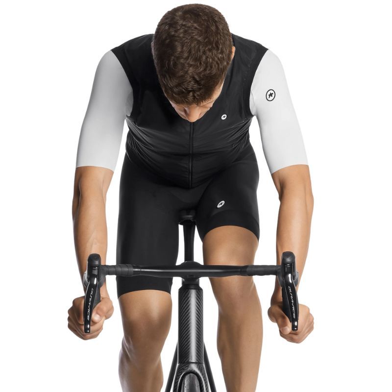 Asics Metaspeed Sky Gilet Coupe-vent Assos MILLE GT C2 Homme Noir Taille L - Neuf Avec étiquettes, Cyclisme Gilet Cyclisme Homme Léger Asics Metaspeed Sky Gilet Coupe-vent Assos MILLE GT C2 Homme Noir Taille L - Neuf Avec étiquettes, Cyclisme Gilet Cyclisme Homme Léger