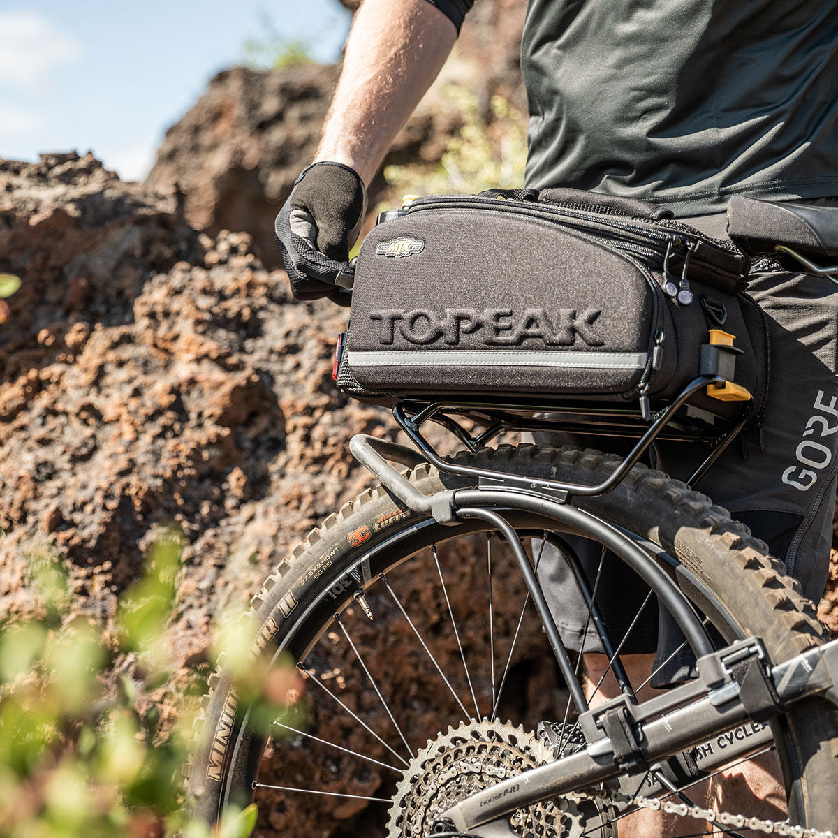 Topeak TetraRack R2 : Porte-bagages innovant et universel Topeak TetraRack R2 : Porte-bagages innovant et universel